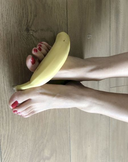 风月奇谭在线观看_十万网红美女美酱