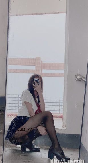 含紧一点h楼梯边做边走视_4K免费电视剧