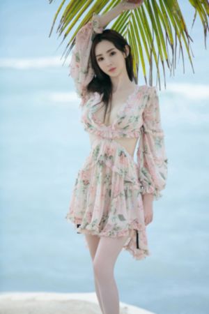 年轻漂亮的后妈4_加长未删减版在线观看