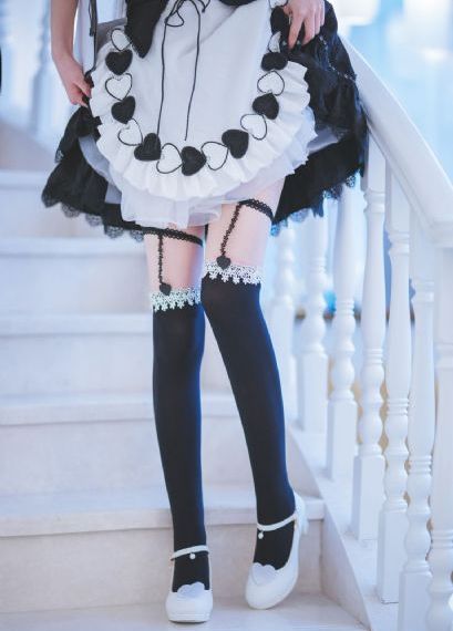 两个小婕子和洗澡hd_暖暖免费观看视频
