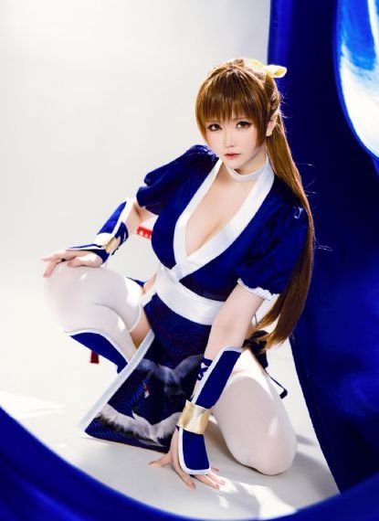 妈妈的朋友系列_JVID性感写真