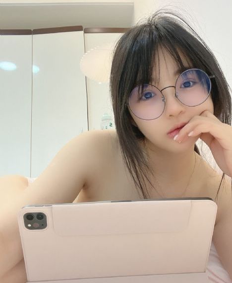 她在丈夫面被耍了2中文_HD神马影院手机在线
